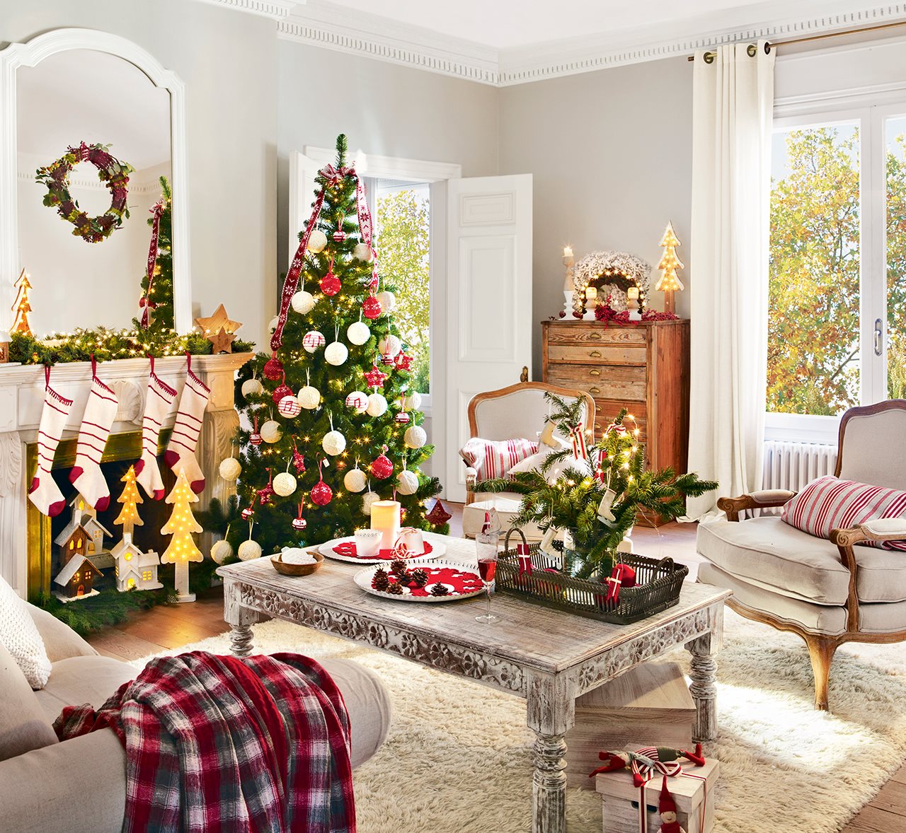 Tres estilos de Navidad en el salón. ¿Cuál es el tuyo?