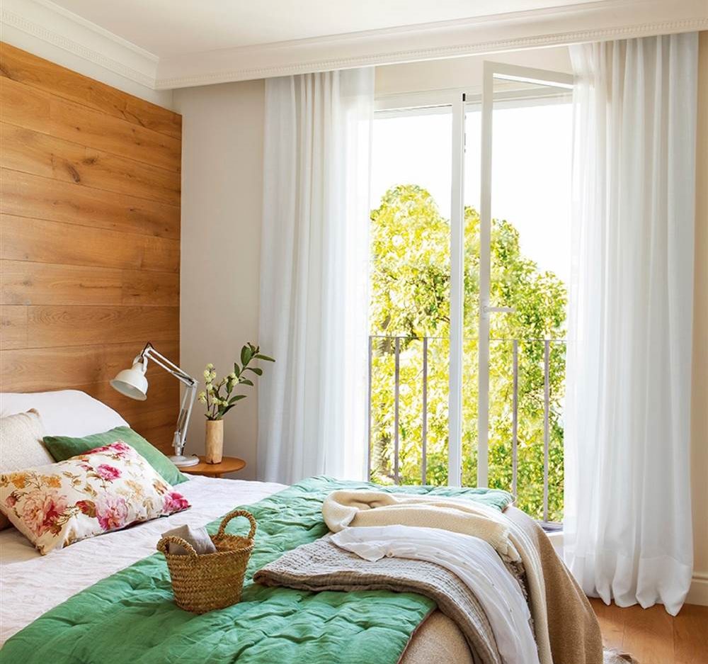 Dormitorio en blanco, verde y madera 411719