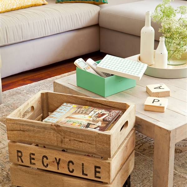 caja de madera con ruedas para reciclaje_00412010