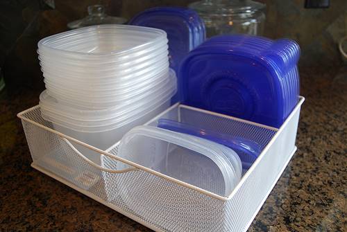 organised-tupperware-containers Pinterest