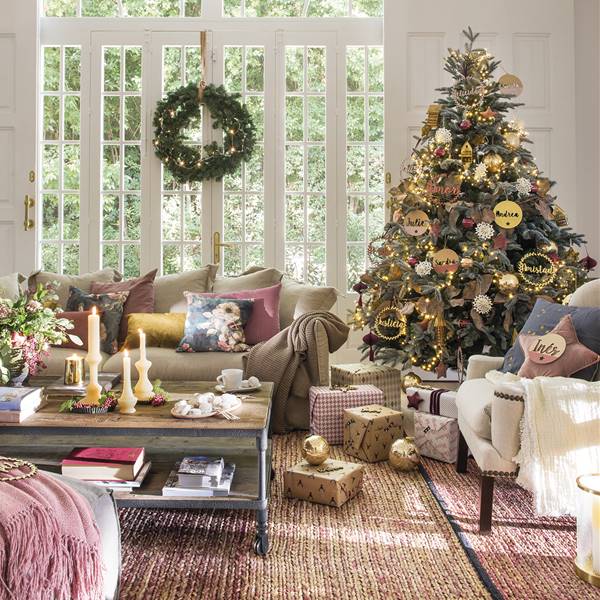 Una preciosa casa de aires palaciegos para vivir una Navidad muy glamorosa
