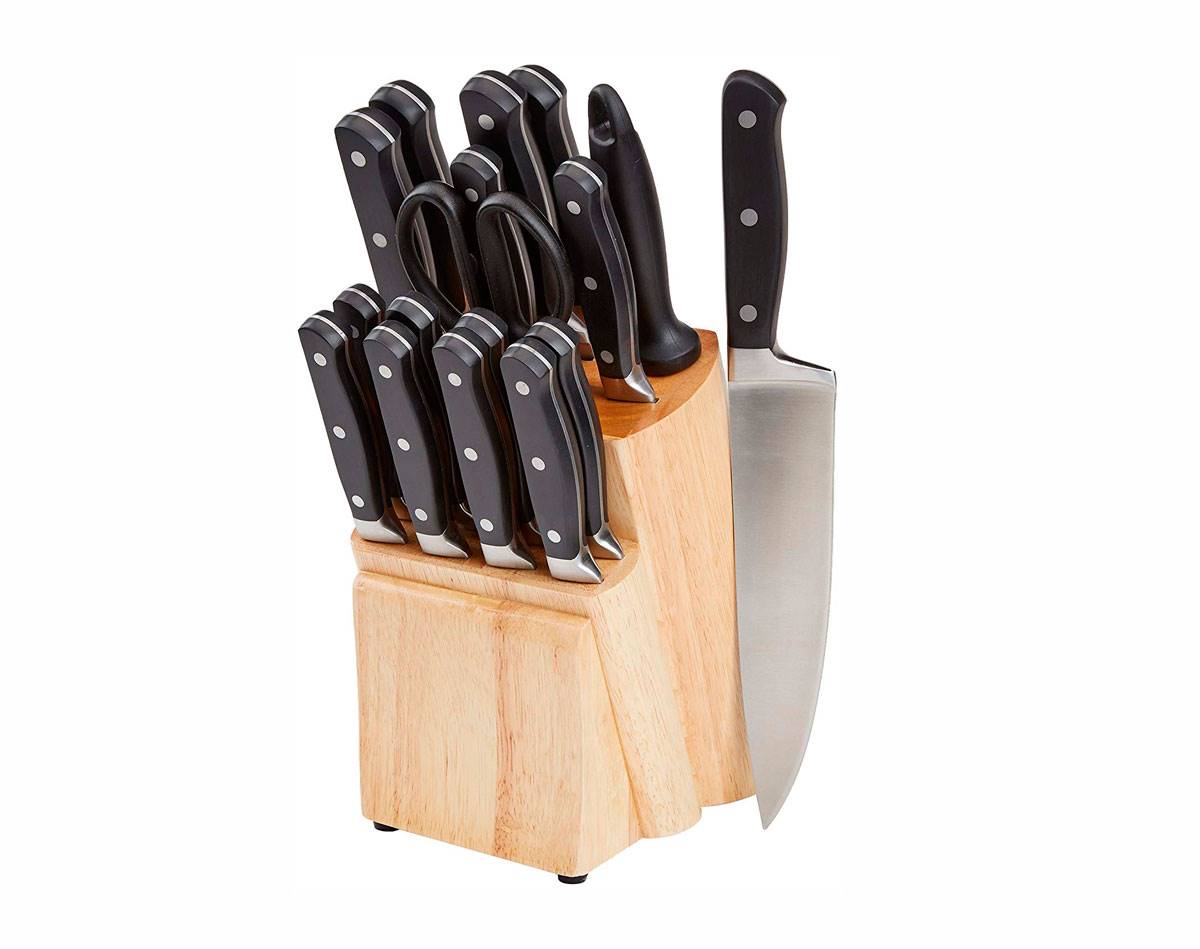 amazon-black-friday-accesorios-cocina-juego-de-cuchillos-con-taco-amazon-premium-B00R3Z3ZF2