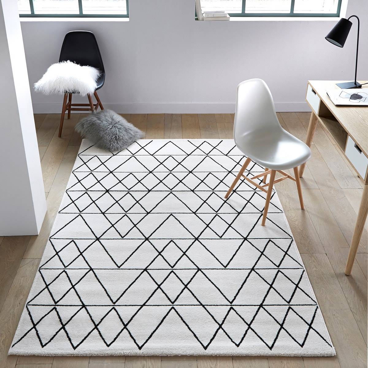 alfombra laredoute. Una alfombra geométrica