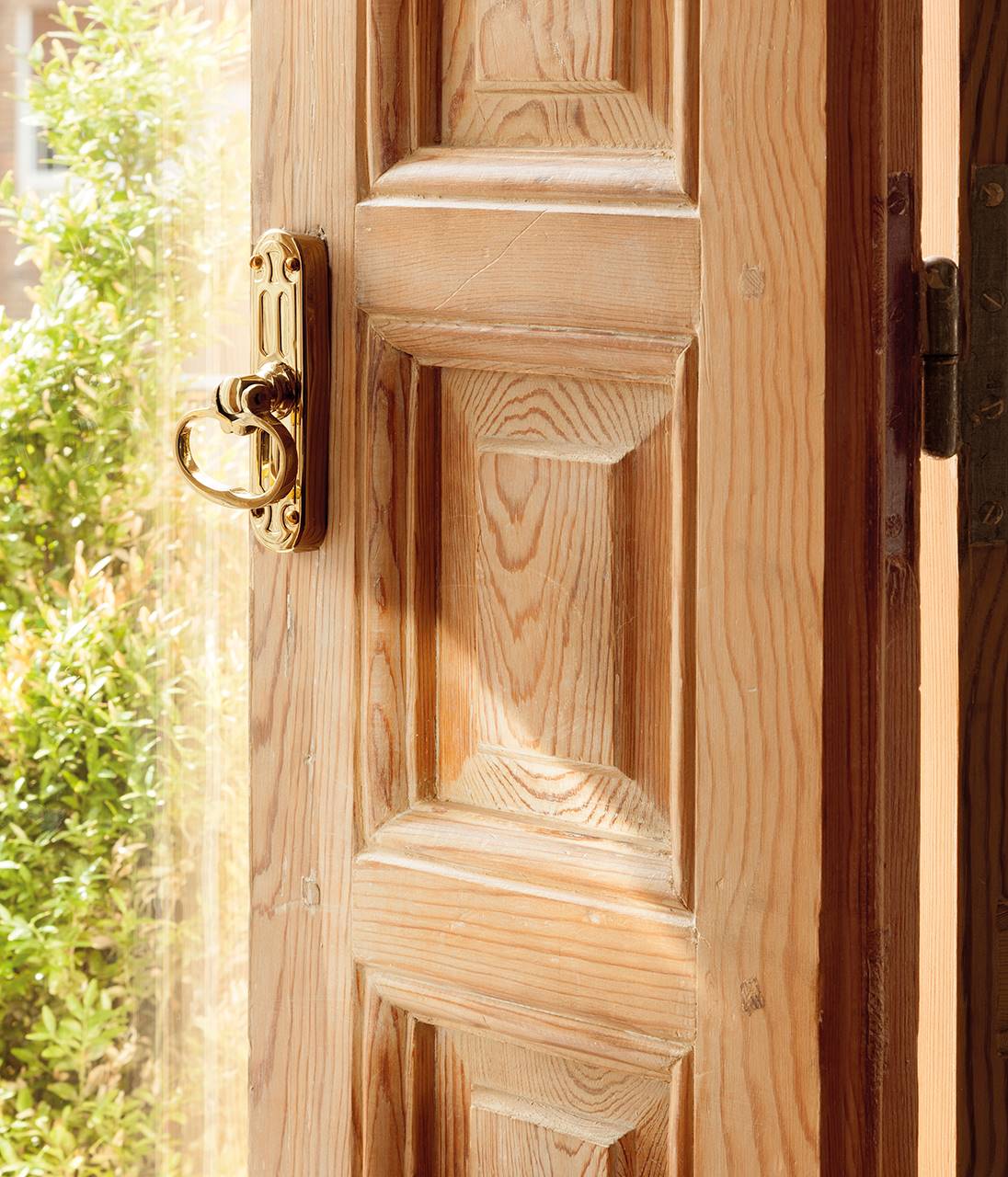 Detalle de puerta de madera