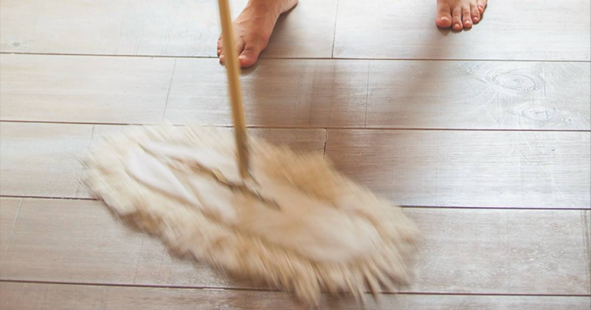Limpiar suelos laminados y vinílicos, Devalam