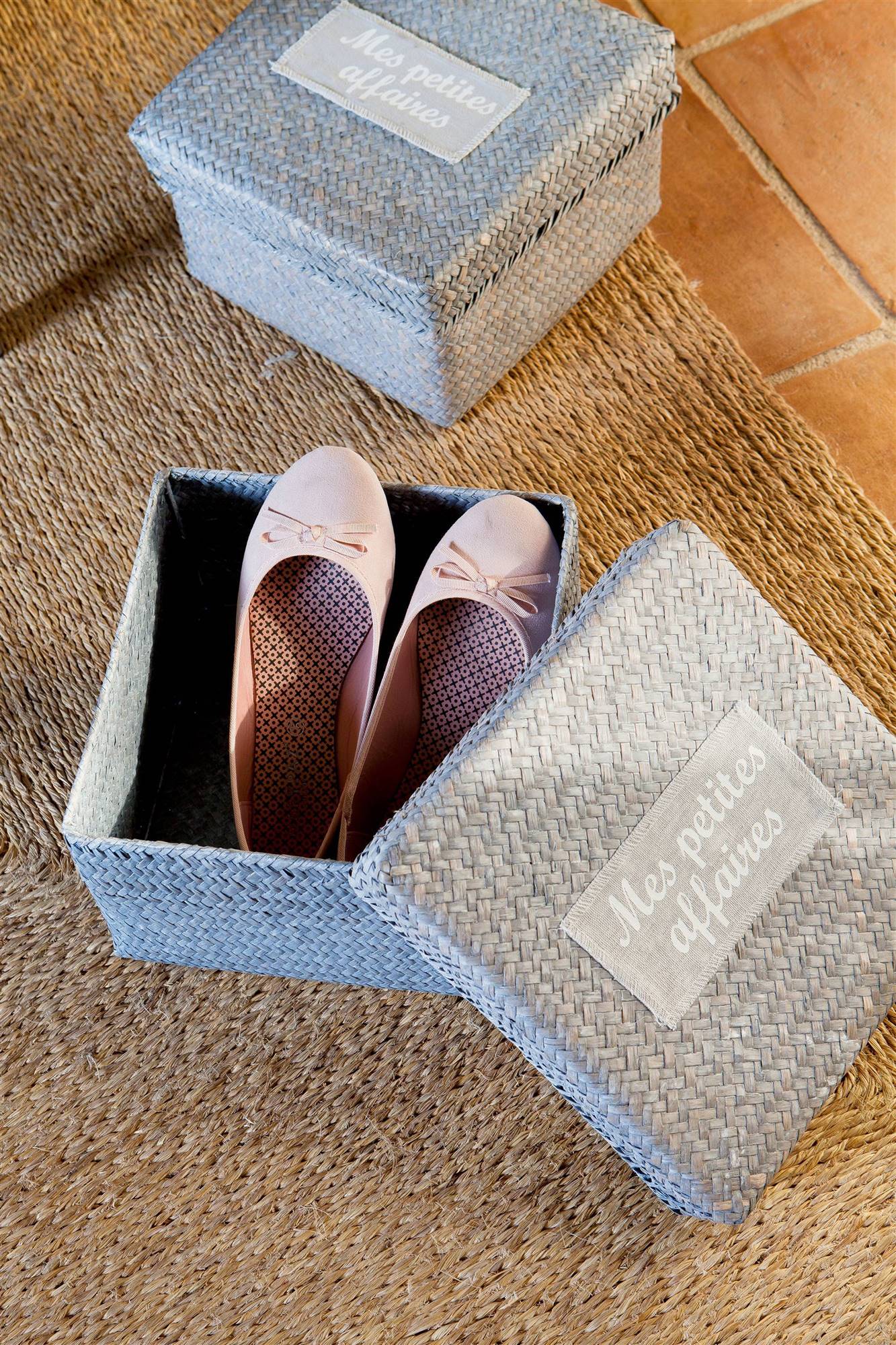 caja-con-zapatos-00407919_O
