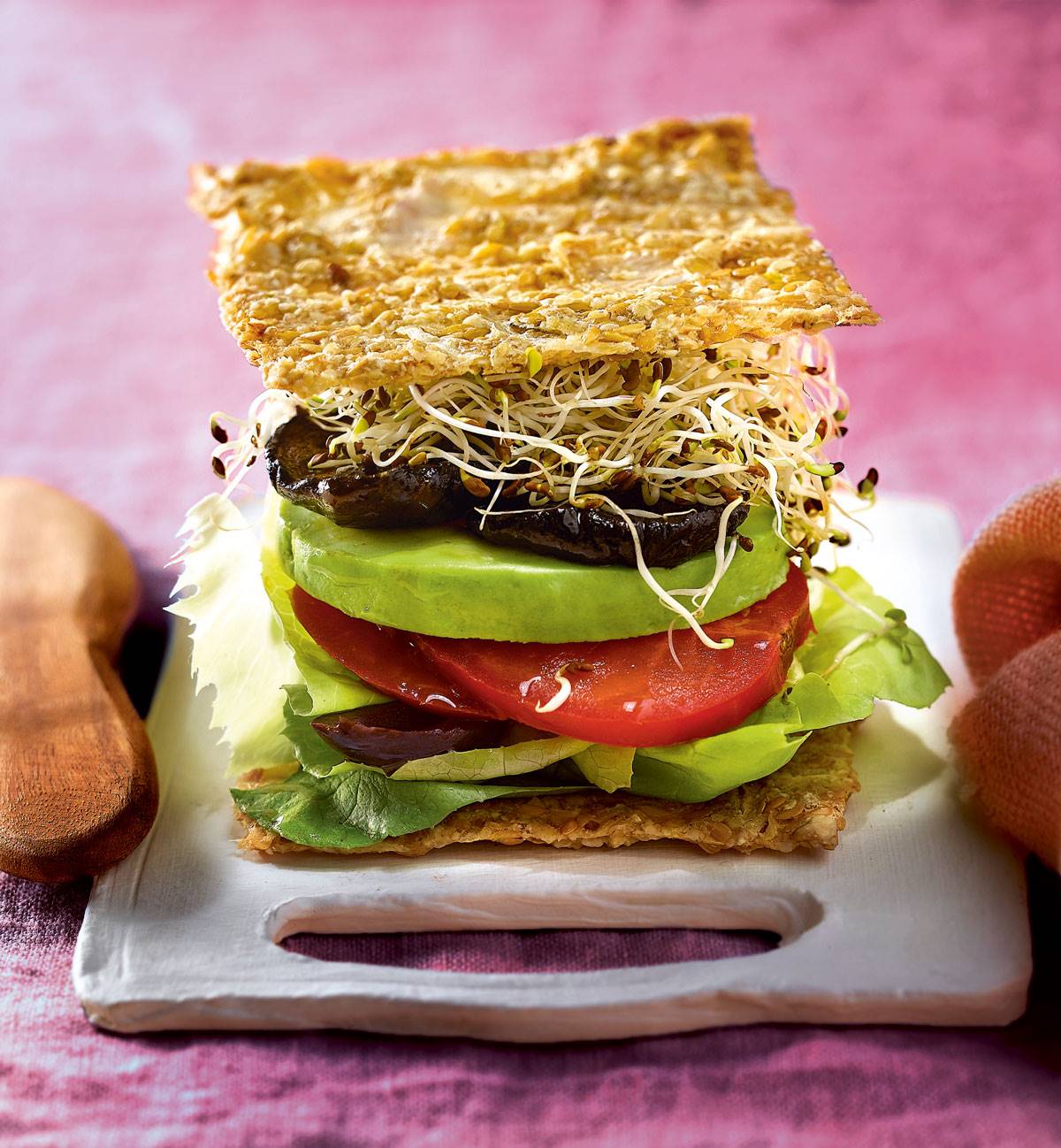 Desayuno saludable: receta de sándwich portobello con pan de trigo sarraceno. 