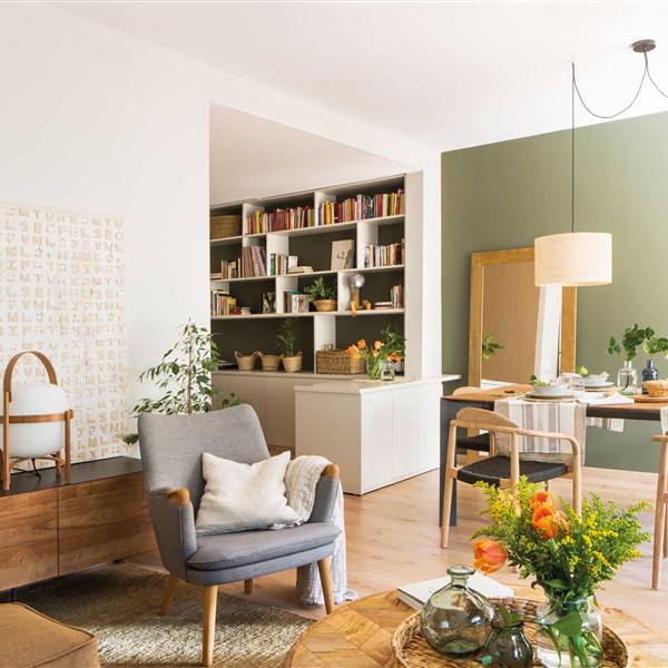 salon y comedor con pared en color verde y mueble a medidad 00503815