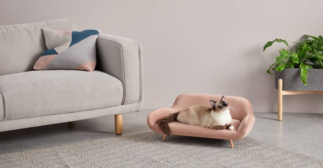 mini sofa gato made