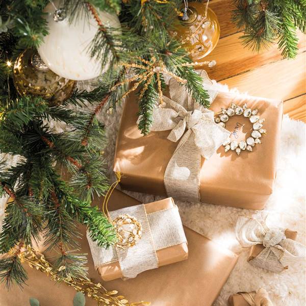 regalos-Navidad-envolver-arbol 00515377