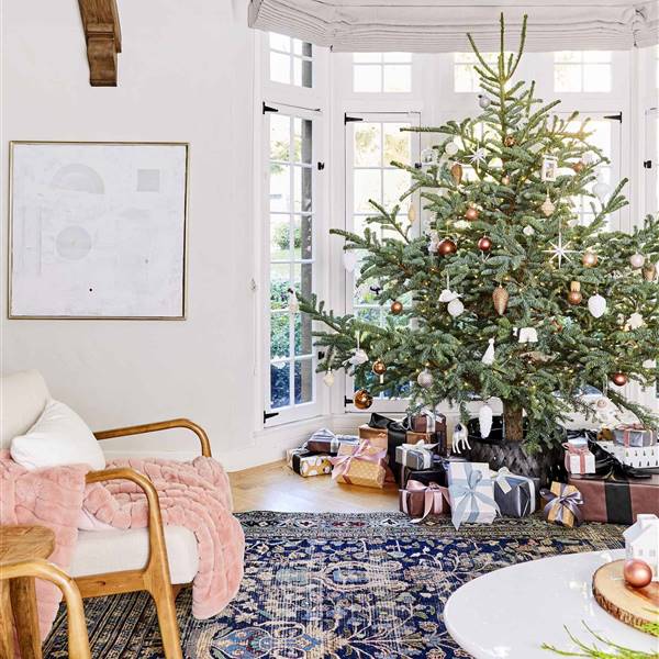 Árbol de Navidad de Emily Henderson en Instagram