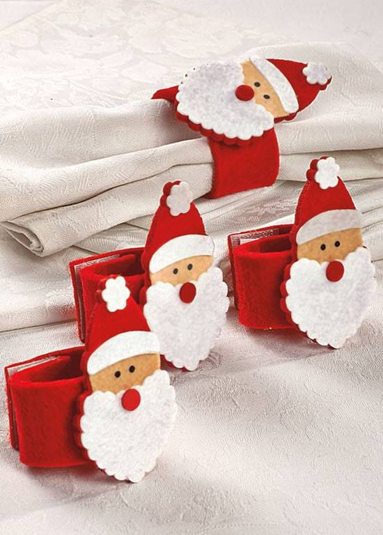 Servilleteros navideños de fieltro con la cara de Papá Noel vistos en Pinterest