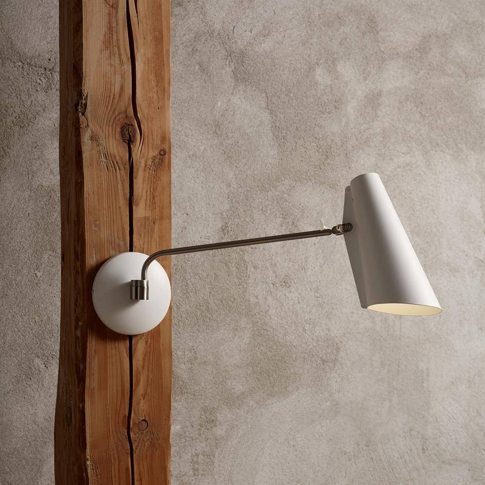 Lámpara de pared de diseño nórdico en color blanco