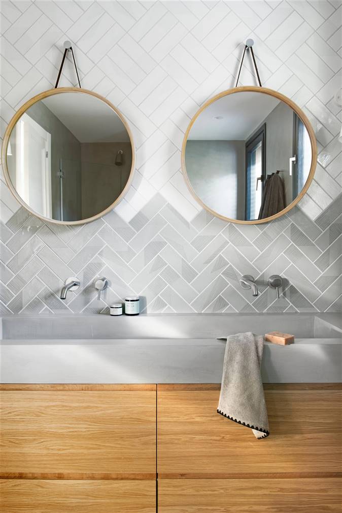 elegir espejo baño e decorativas