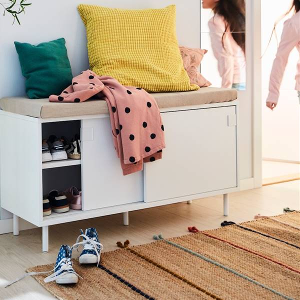 Cómo decorar recibidores pequeños con ideas de IKEA
