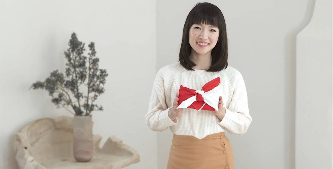 Cómo envolver regalos como Marie Kondo con el método Furoshiki