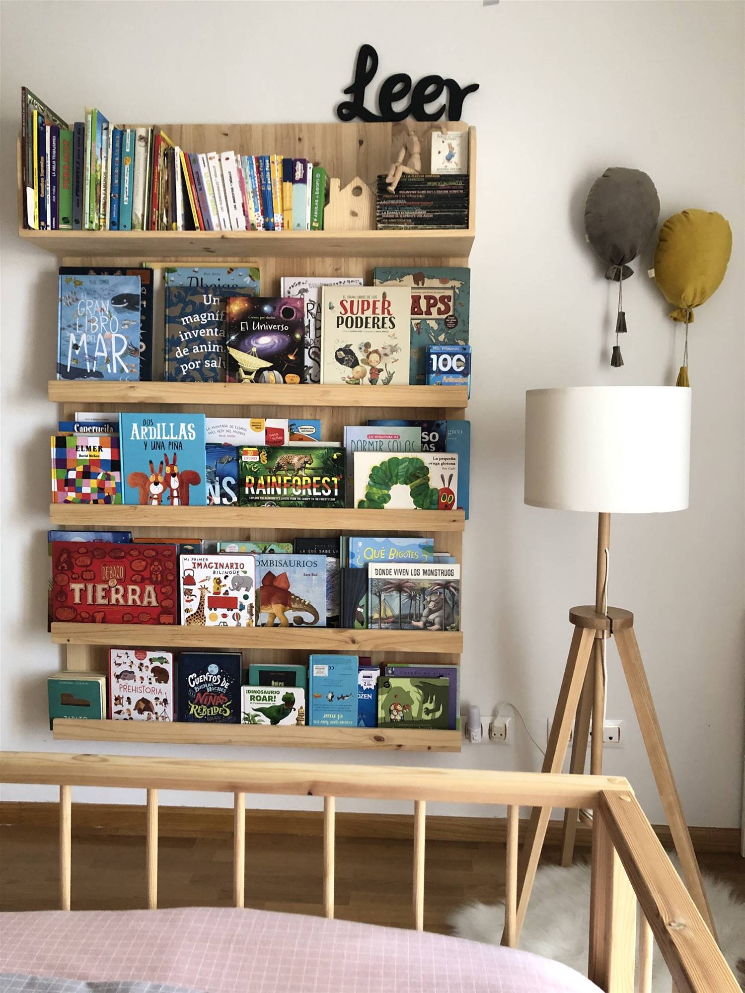 Librería del dormitorio infantil Mar Vidal 