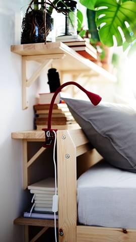 IKEA estructura de cama Neiden y estantes Tranhult