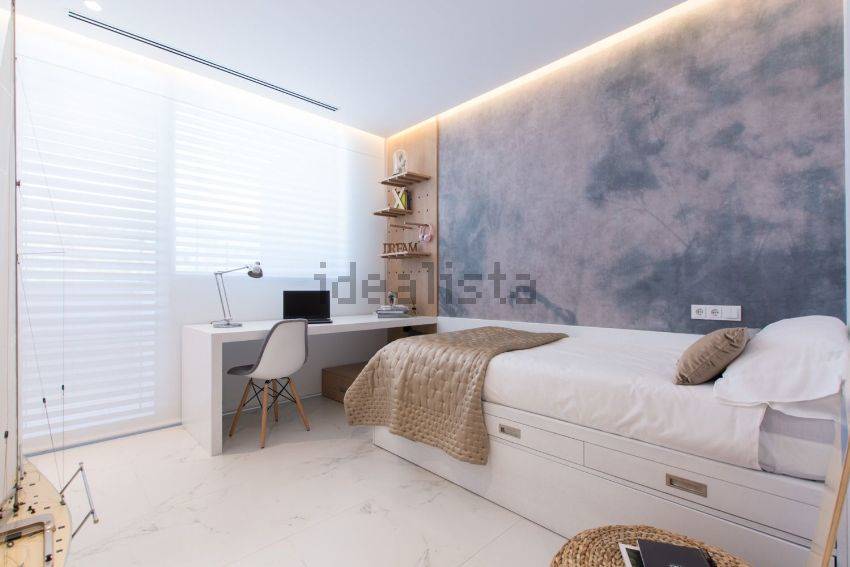 piso-de-iker-casillas-en-pozuelo-dormitorio papel pintado