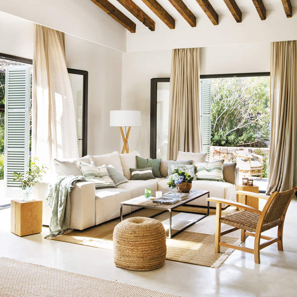 Esta casa en Mallorca fue portada de El Mueble: su decoración slow, blanca y natural, enamora 