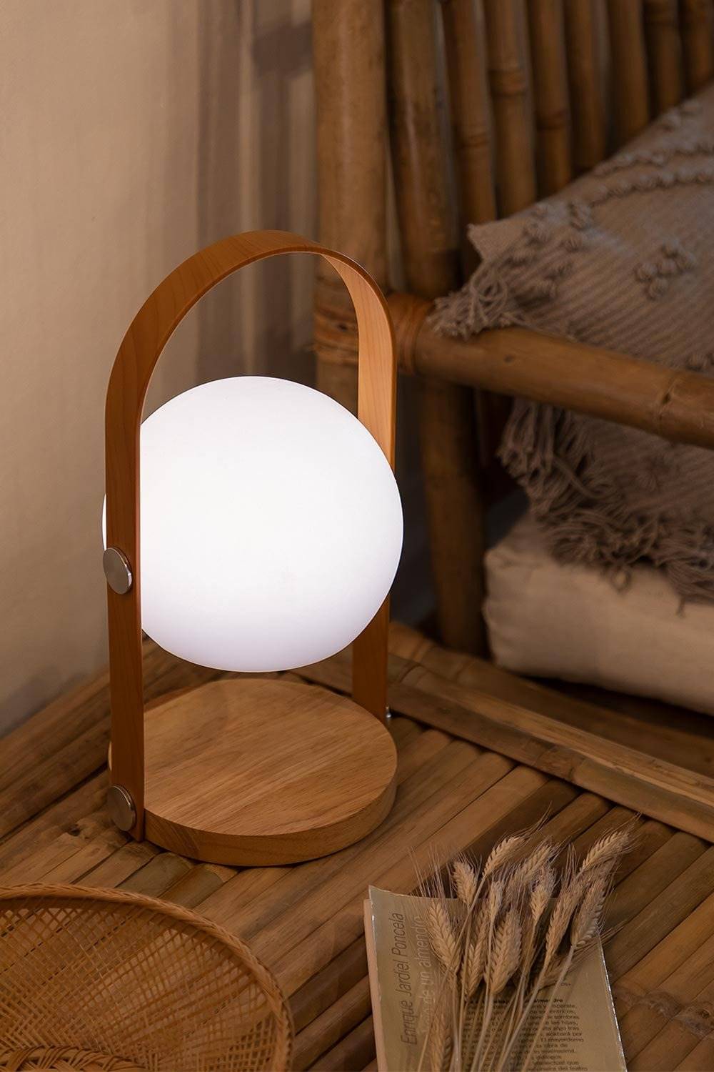 Lámpara de mesa tipo cesta modelo Alop de Sklum