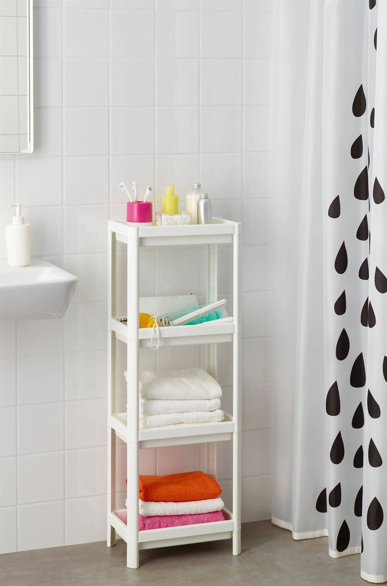 Estanterías de IKEA ideales para baños pequeños: ejemplos a un clic