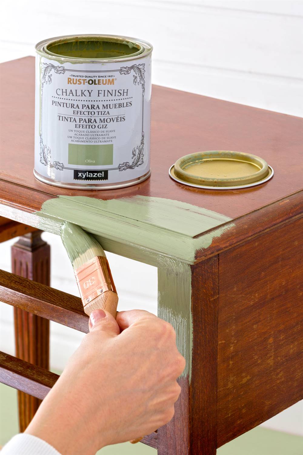a la tiza o chalk paint: qué es y cómo aplicarla tus muebles