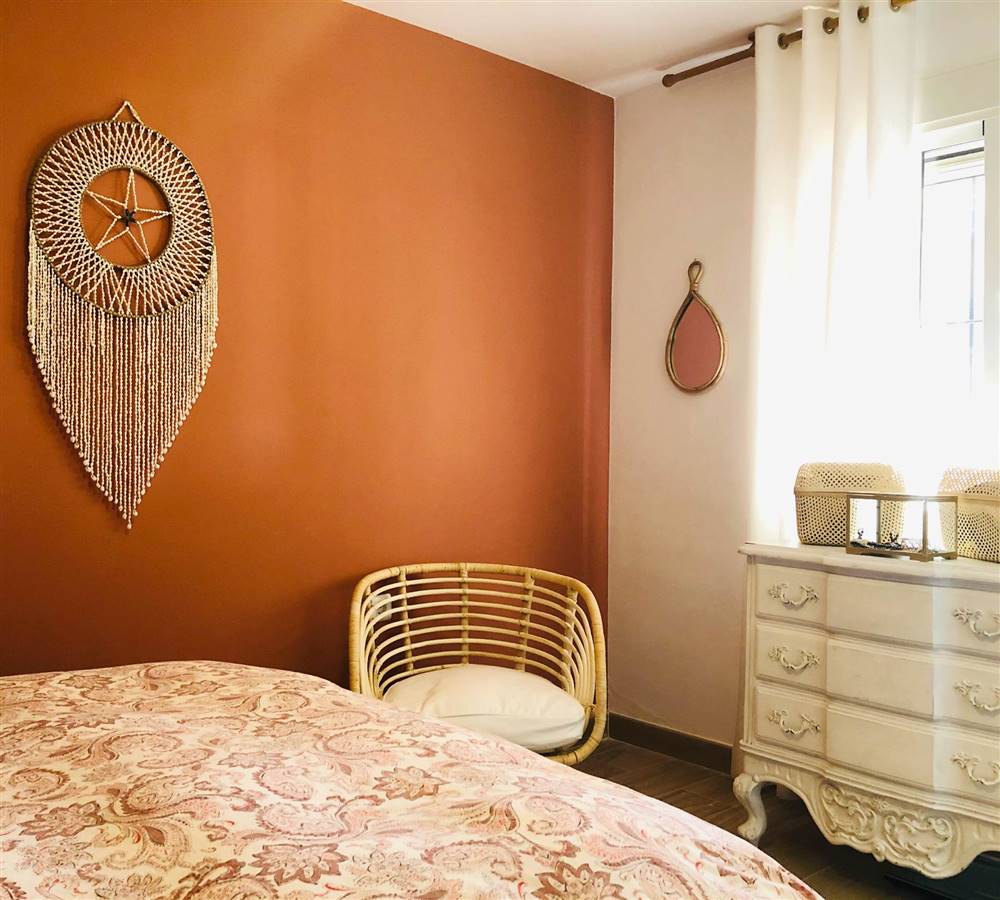 dormitorio naranja Guillemette