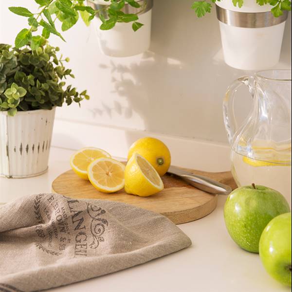 17 trucos y usos del limón que sirven para limpiar tu casa