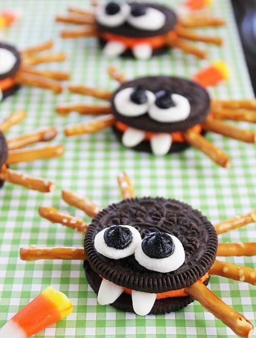 Galletas con forma de araña para Halloween, foto de Pinterest
