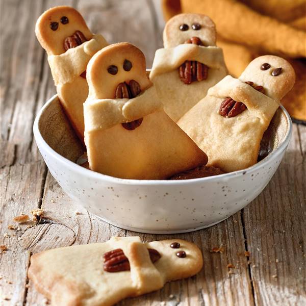La receta de fantasmas de galleta, la idea fácil y económica para hacer con niños en Halloween