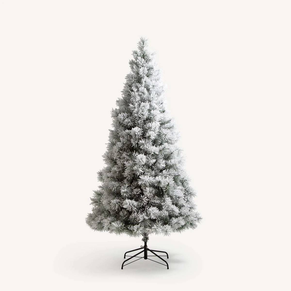 Árbol de Navidad nevado modelo Cervinia de El Corte Inglés. 