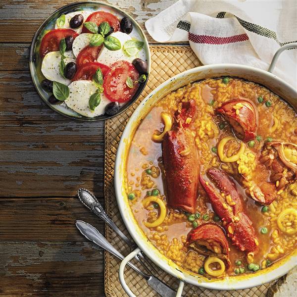 Arroz caldoso con calamar y bogavante: una receta familiar para empezar el año con un plato sabroso que gusta a todos