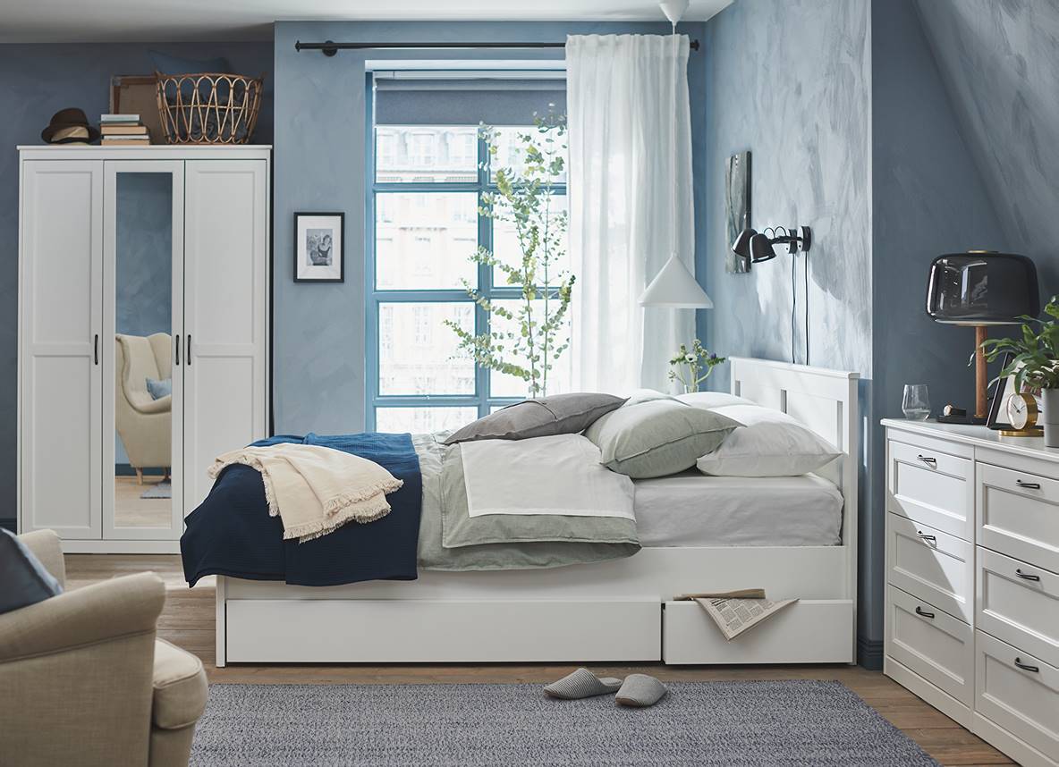 Dormitorio con almacenaje catálogo IKEA 2022