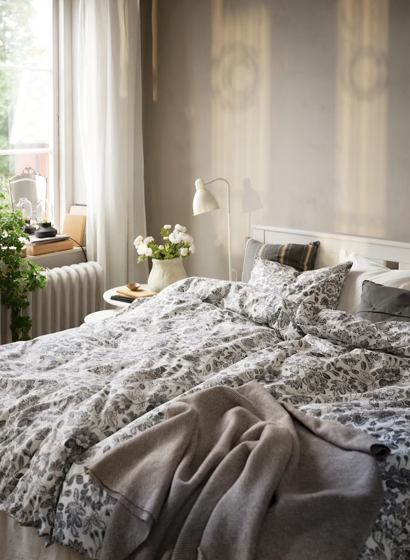 IKEA colección verano 2022 funda nórdica y fundas de almohada SKUGGNÄVA