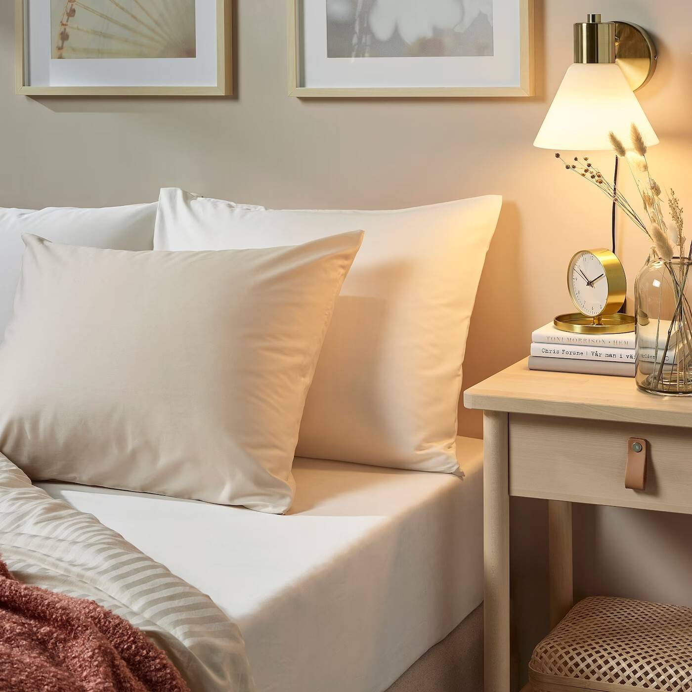 oler pegamento máquina Sábanas y colchas de IKEA para un dormitorio con glamour