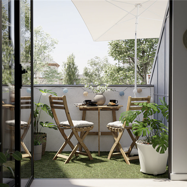 8 conjuntos de exterior para terrazas pequeñas de IKEA (con mucho encanto)