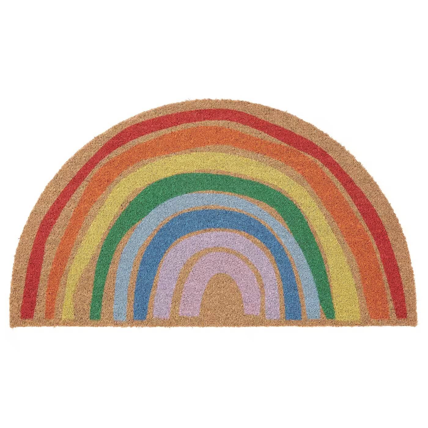 Felpudo original con forma de arcoíris PILLEMARK de IKEA. 