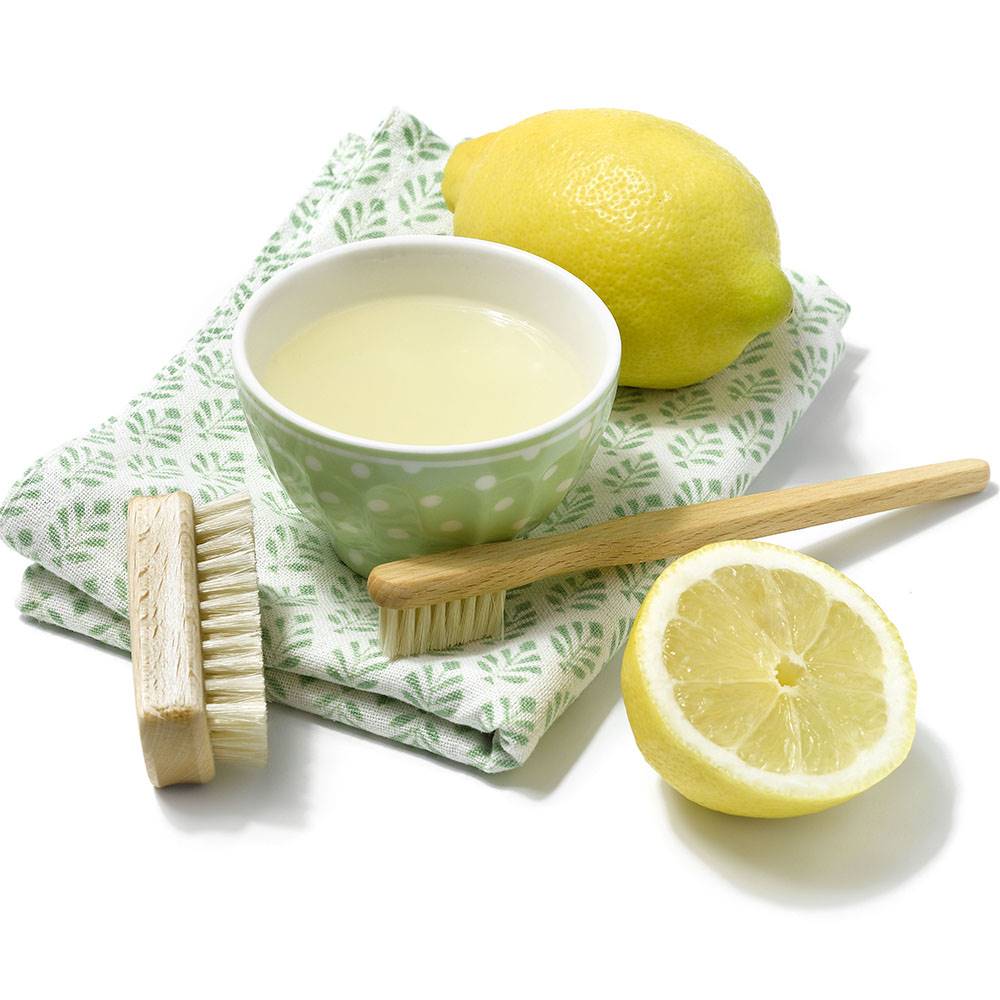 productos de limpieza niños limon cepillo
