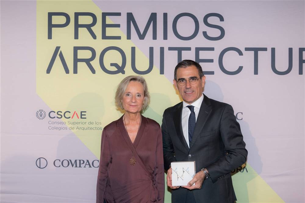 Marta Vall-llossera y Paco Sanchis premios arquitectura. 