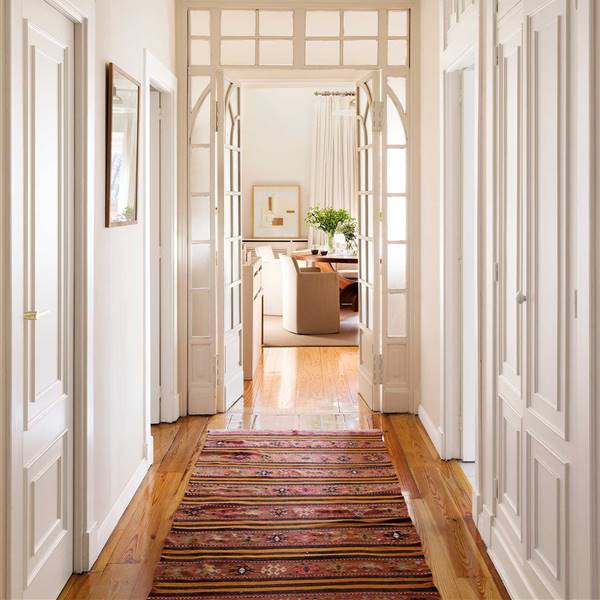 Estos pasillos con alfombra presumen de mucho estilo: ¡cópialos!