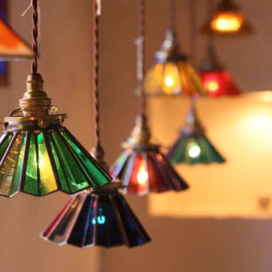 estas lámparas Tiffany pondrás un punto y retro en casa