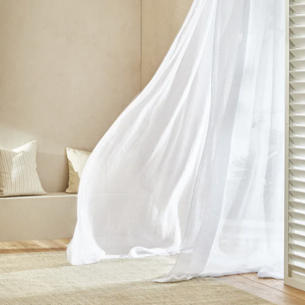 La nueva y original forma que propone Zara Home para colgar tus cortinas no pasa desapercibida (y solo cuesta 9,99 euros)