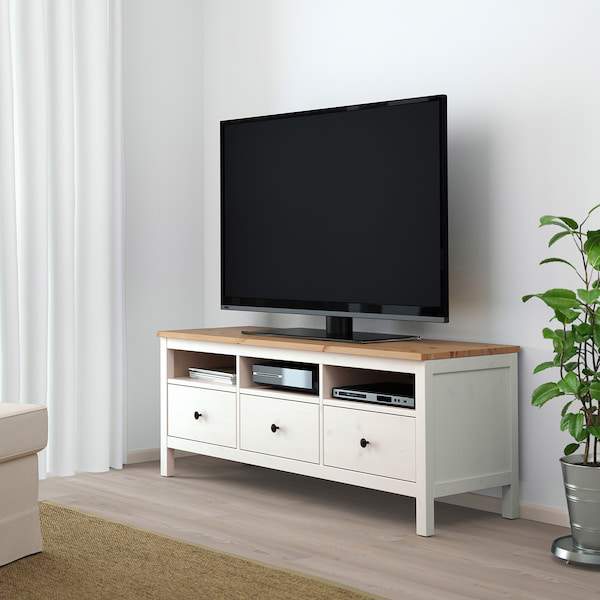 ¡Alerta chollo! LIDL lanza el clon del mueble de tele HEMNES de IKEA más barato para renovar tu salón