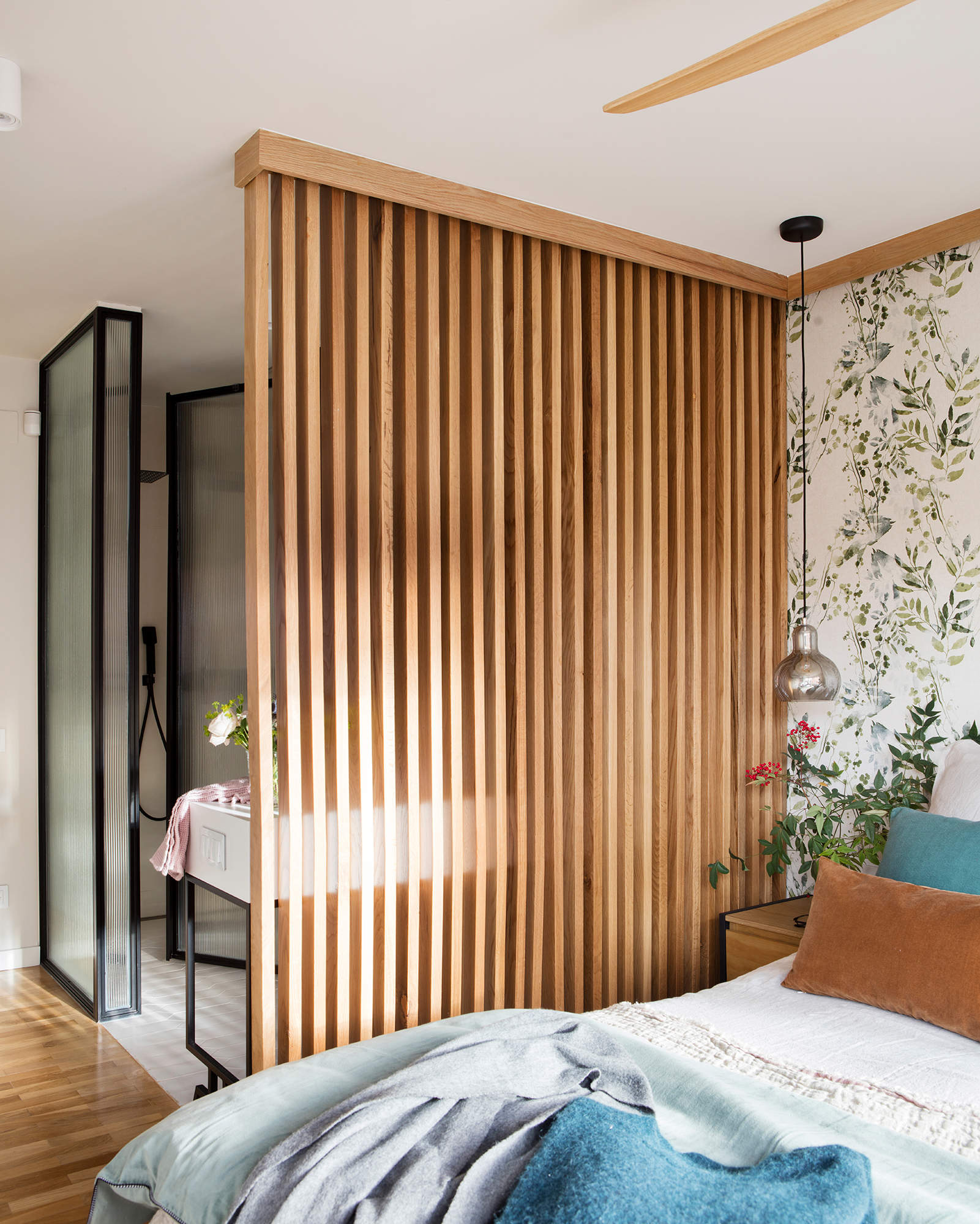 10 ventajas de vestir tu casa con paneles decorativos de pared