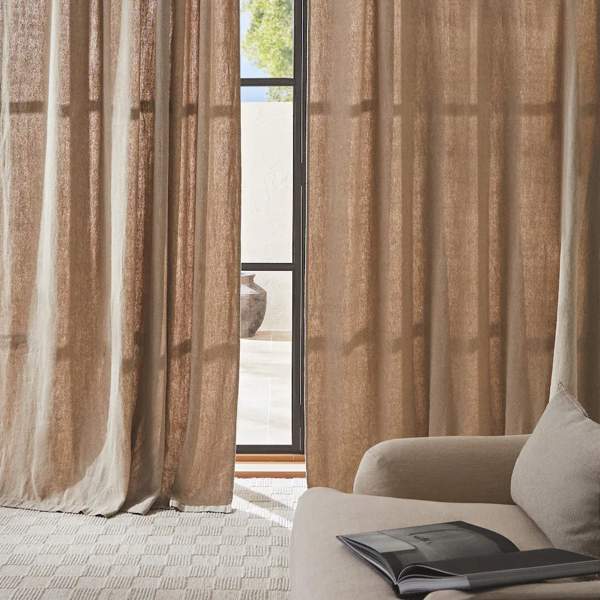 Las cortinas de lino más buscadas y deseadas están rebajadas (y mucho) en Zara Home