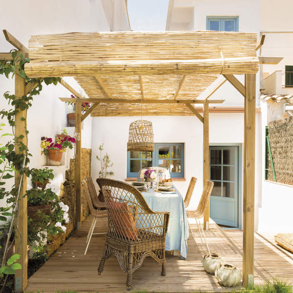 Las 5 pérgolas de madera más bonitas de El Mueble para crear un rincón fresco y con encanto en tu casa este verano