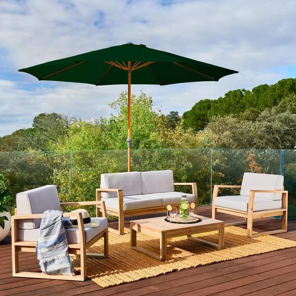 Fiebre por la sombrilla barata de Lidl para terrazas y jardines: ¡es regulable y muy fácil de instalar!