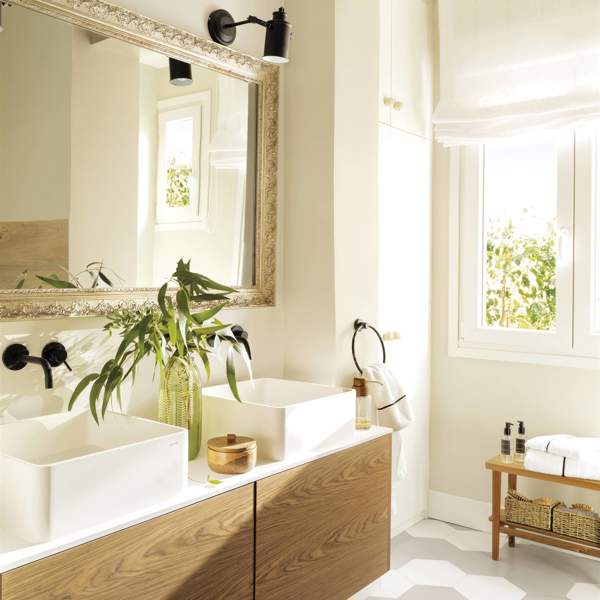 Todos los detalles de los mejores baños decorados por la interiorista Paula Duarte que inspirarán tu próxima reforma