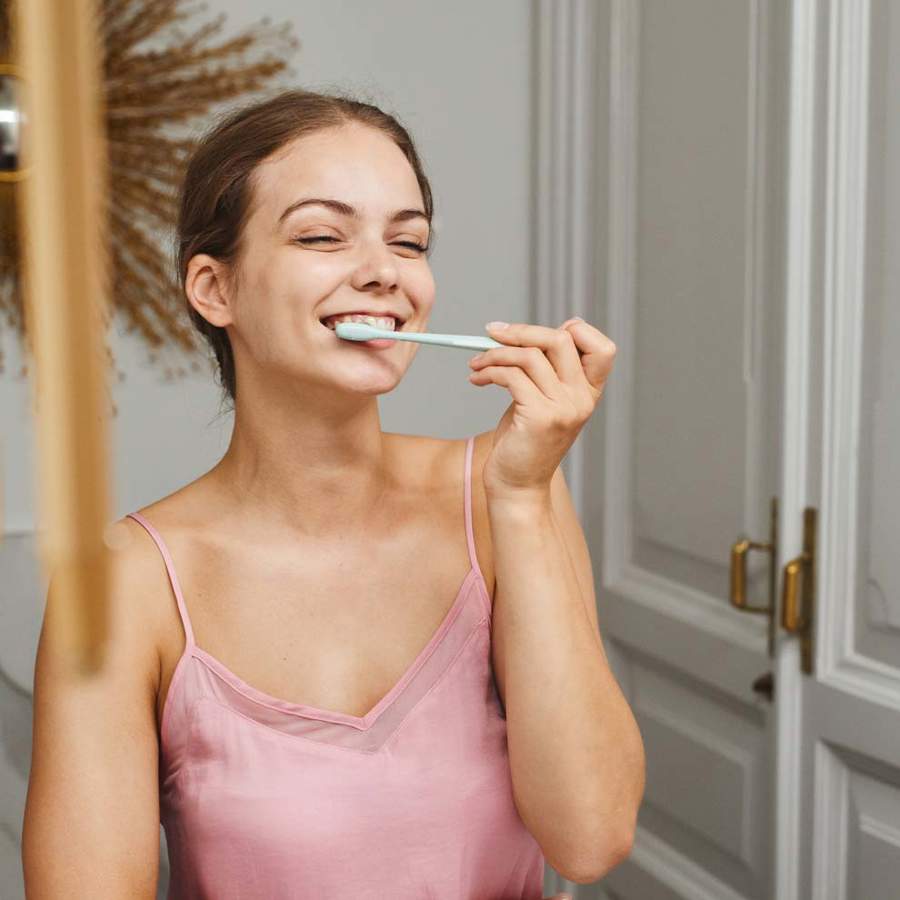 Cómo limpiar una férula dental?